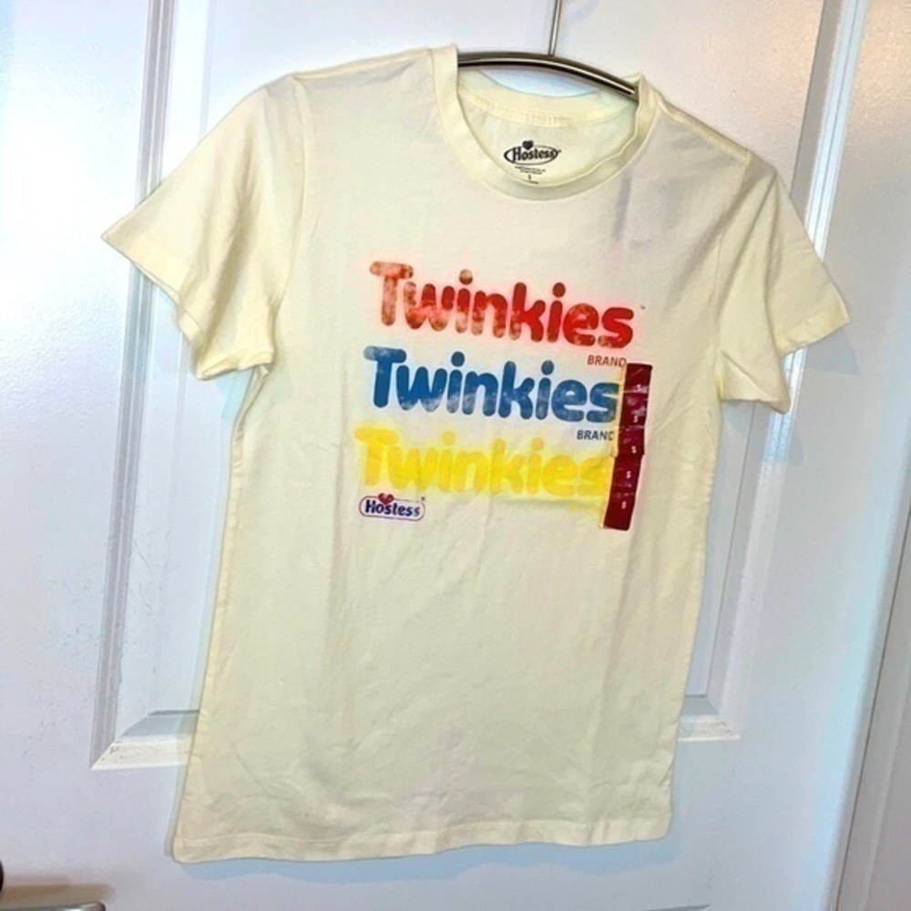 HOSTESS | NWT Women’s 100% Cotton HOSTESS “TWINKIES” White Shirt Size Sm